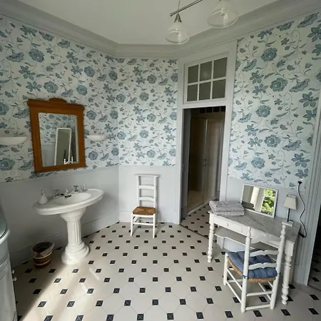 Prieure Sainte Genevieve *